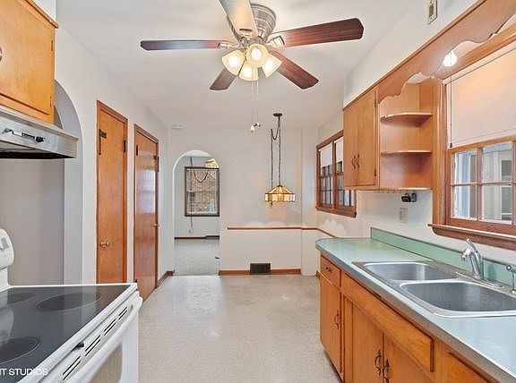 Pantry closet, ceiling fan and light, and all appliances stay!