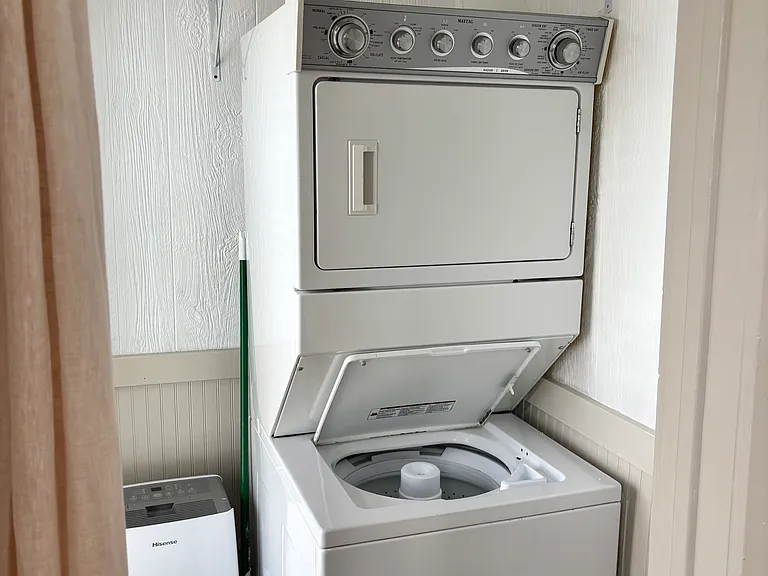 In unit laundry!