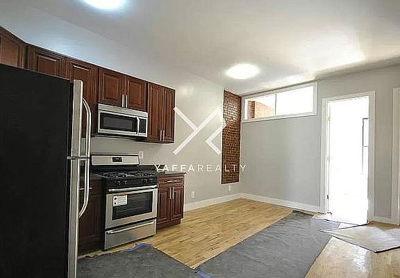 2nd image of 1173 Bedford Ave #4