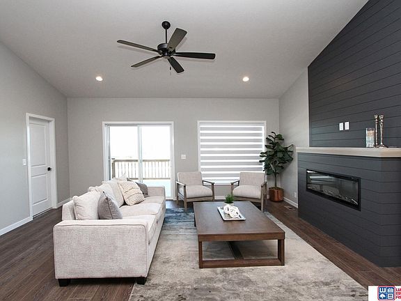 5th image of 10630 Majestic Ln