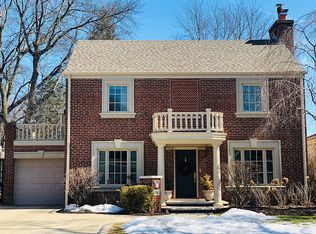 641 S Bristol Ln, Arlington Heights, IL