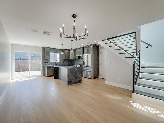 5th image of 4837 34th St