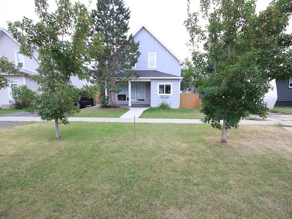 1st image of 4930 52nd Ave