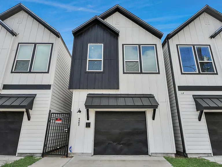 5402 Margarita St — Photo 34