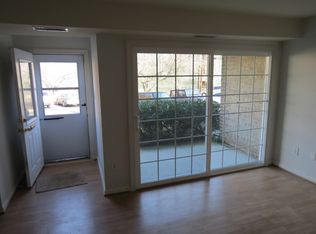 8018 Lakecrest Dr UNIT 8018, Greenbelt, MD