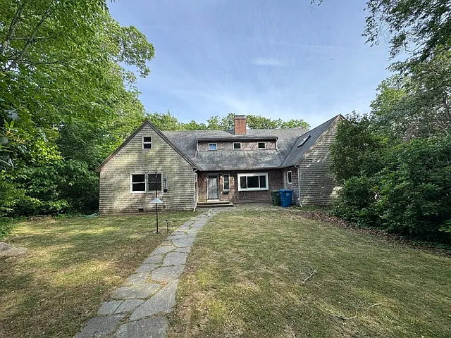 1 Fern Ln