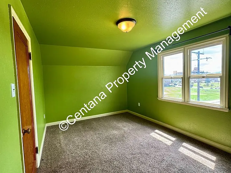 800 W Galena St — Photo 49