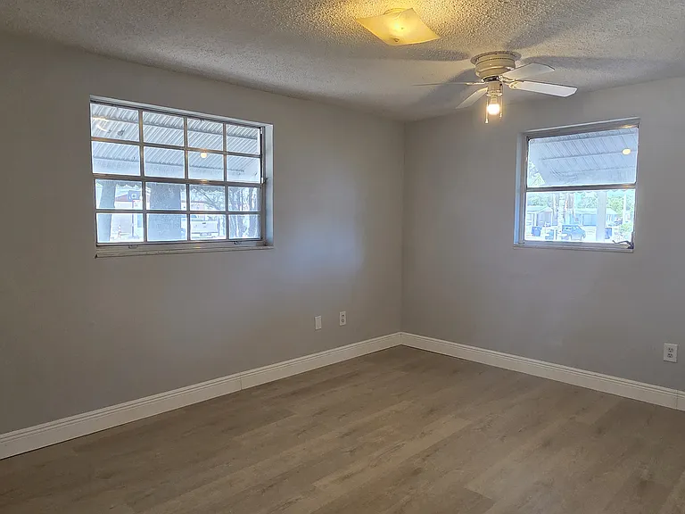 3034 Palamore Dr — Photo 19