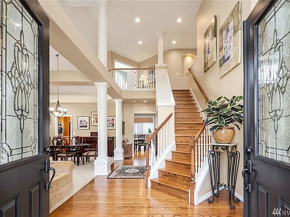 3rd image of 16083 SE 45th Pl