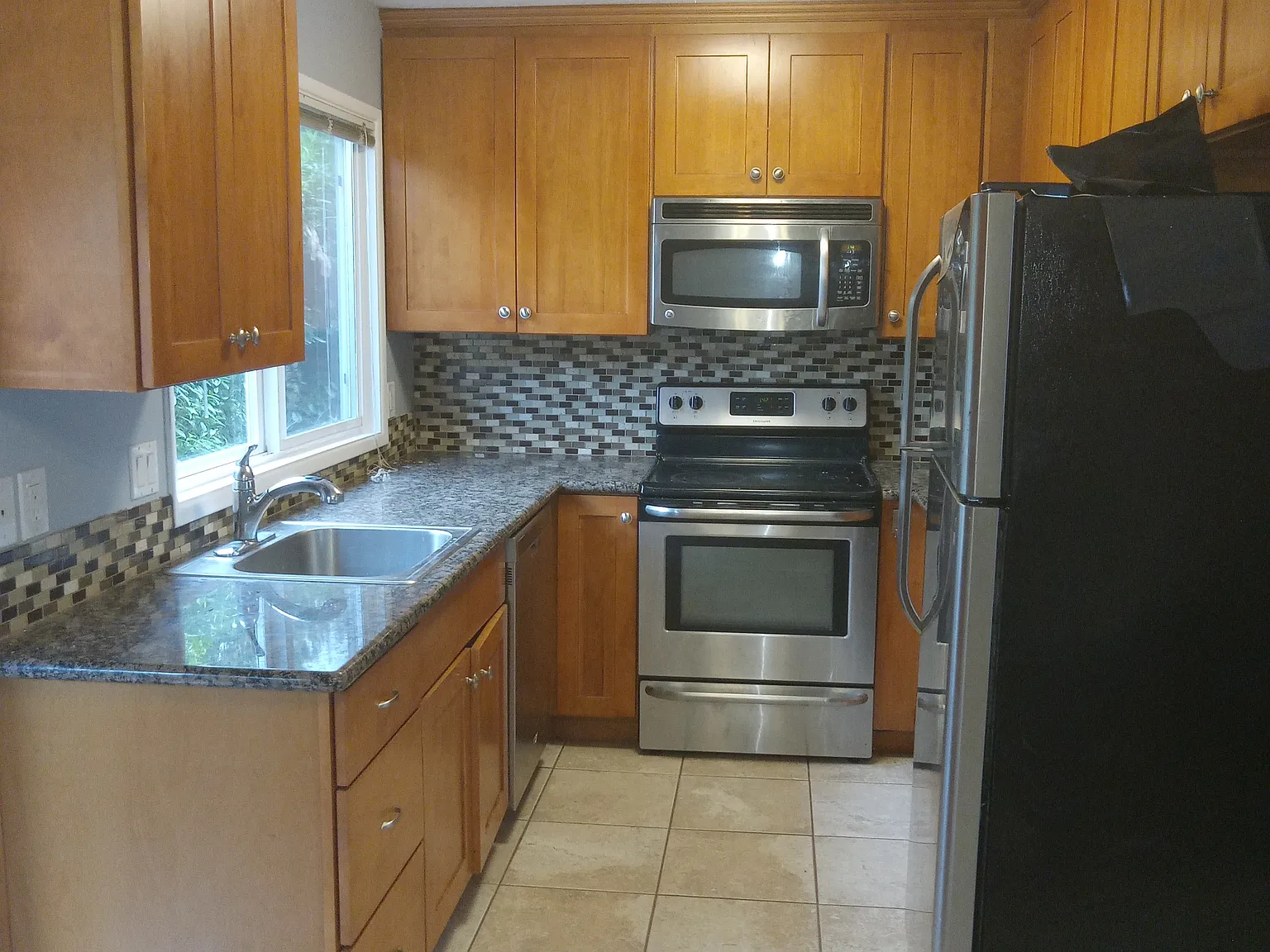 2 bed, 850 sqft, $1,800 — Photo 4