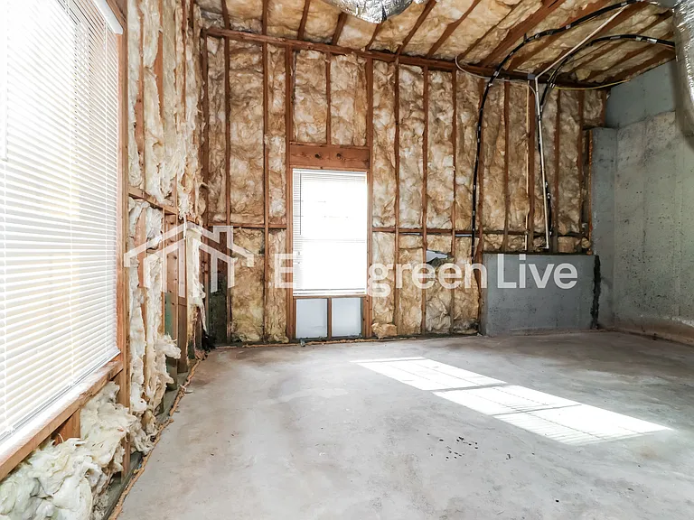 520 Ashland Manor Dr — Photo 12