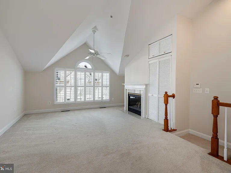 9 Franklin St — Photo 26