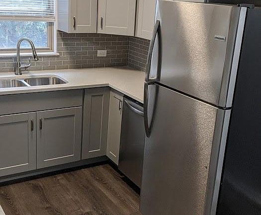 4th image of 1156 Pine St #1