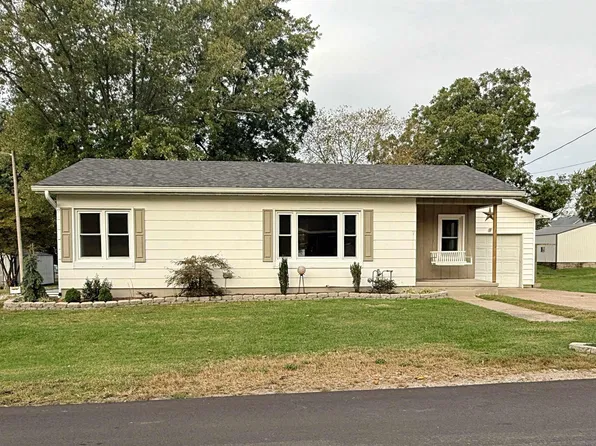 204 Poplar St, Loogootee, IN 47553