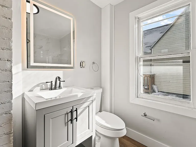 834 Elmwood Ave #2 — Photo 12