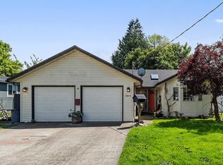 1611 5th St, Tillamook, OR 97141