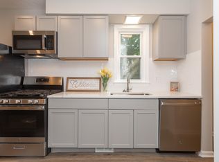 2055 Fairview Ave #B, Cleveland, OH 44106