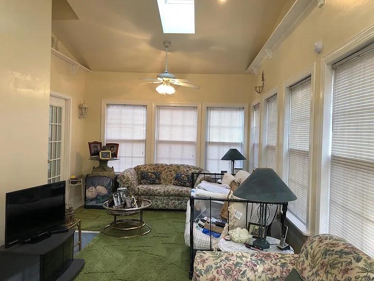 5121 W Wendover Ave — Photo 31