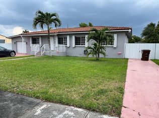 275 W 50th St, Hialeah, FL 33012