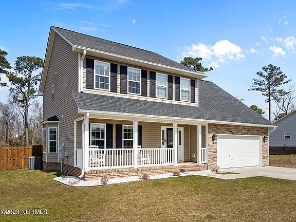 3rd image of 206 Gillespie Drive