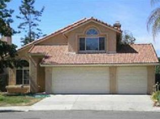 274 Royal Glen Dr, Fallbrook, CA 92028