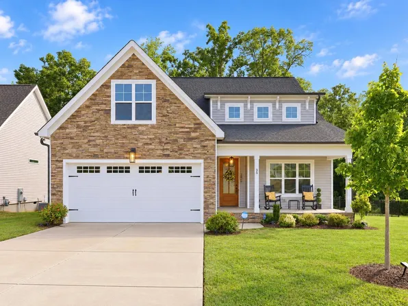 35 Deacon Ridge Ln, Youngsville, NC 27596
