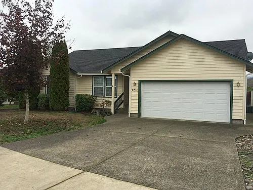 2708 Golfview Ave Photo 1