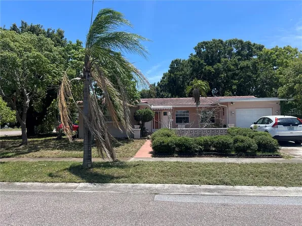 5980 32nd Ave N, Saint Petersburg, FL 33710