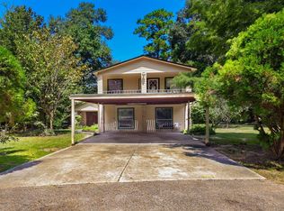 1416 Briar Cliff St, Conroe, TX 77385
