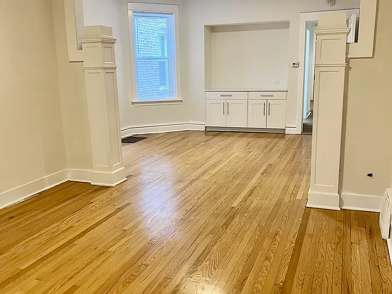 4242 N Damen Ave #1 — Photo 6