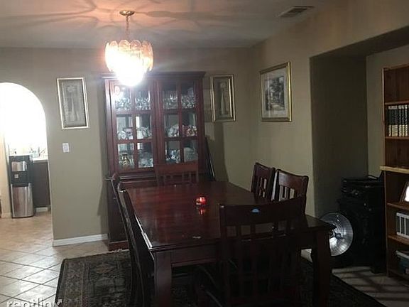 2nd image of 983 Garden St