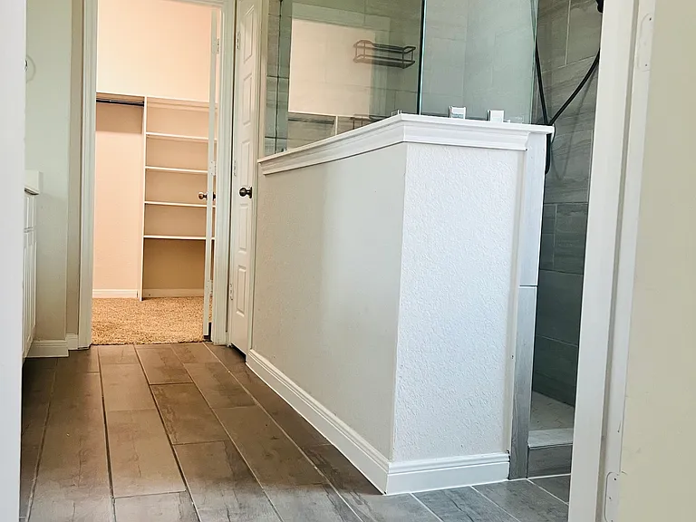 603 Hirsch Trl — Photo 17