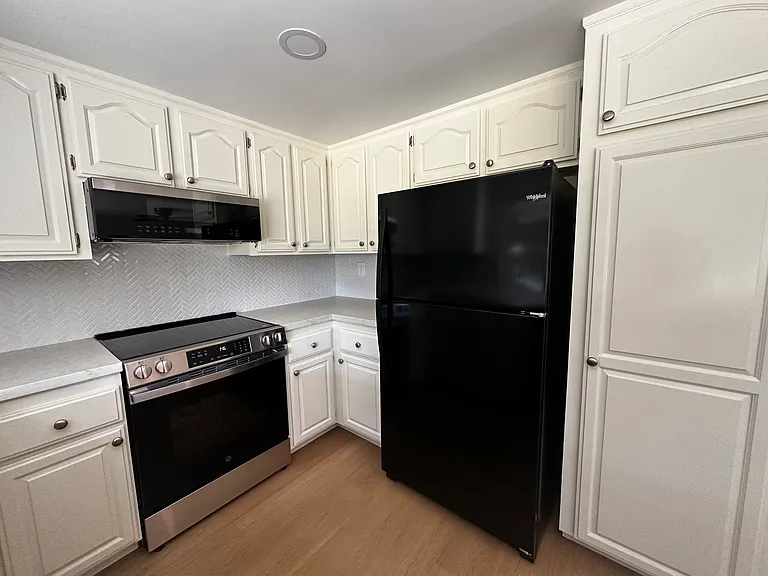 2035 Dorsch Rd — Photo 8