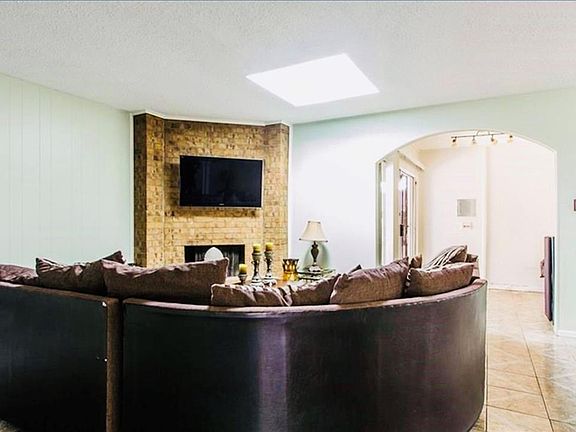 3rd image of 5732 Denise Dr