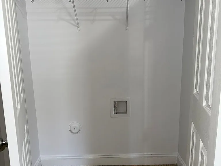 428 Satterfield Dr — Photo 12