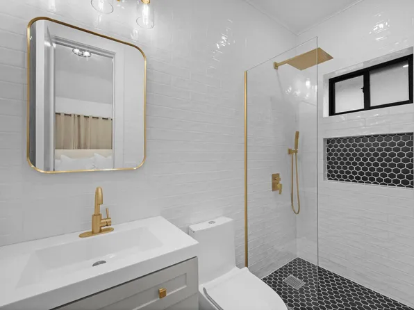 1173 East 43rd Street image 9 of 14