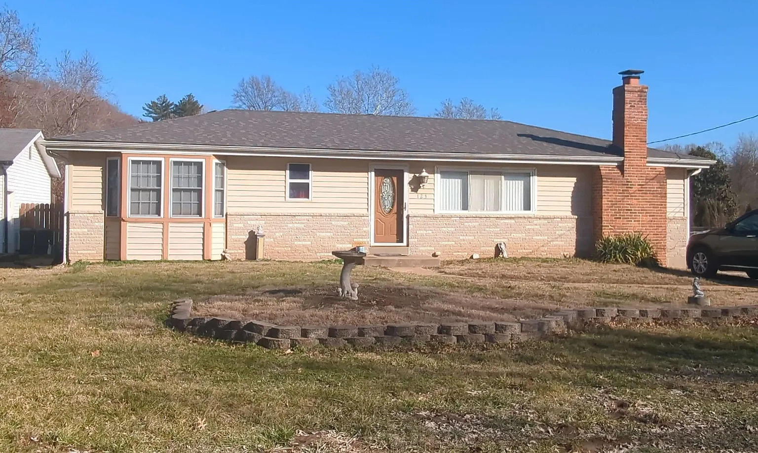 123 Diety Dr photo 1