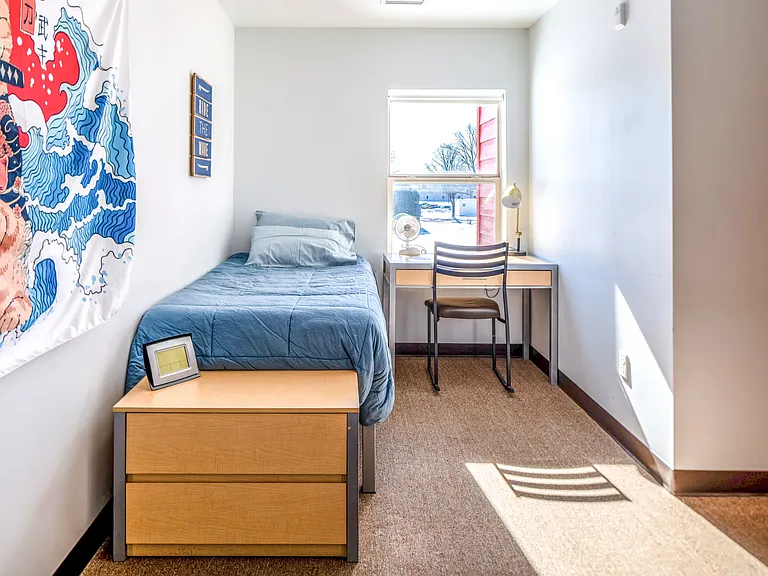325 Campus Dr #104 — Photo 13