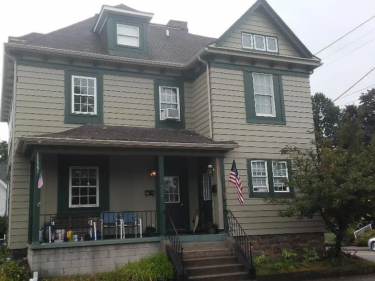 500 11th Ave — Photo 13