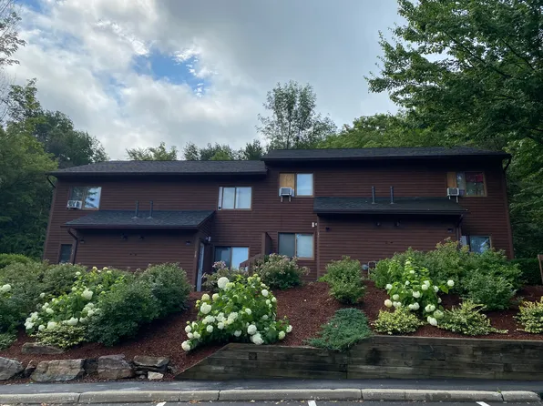 121 Village Heights Rd, Hinesburg, VT