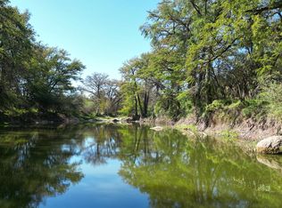 1816 Winston Dr, Sabinal, TX 78881