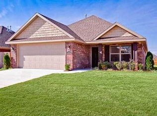 3073 Verona Ln, Fayetteville, AR 72704