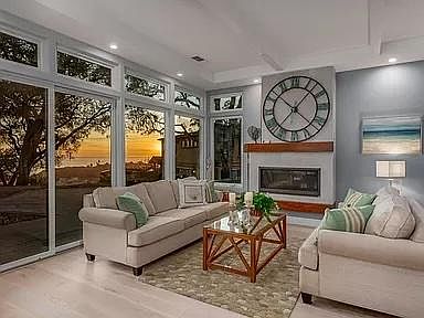 2nd image of 199 Shoreview Dr