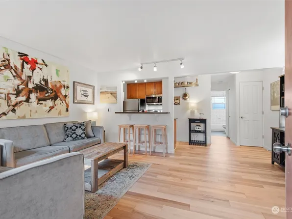 3636 Evanston Avenue N #2, Seattle, WA 98103