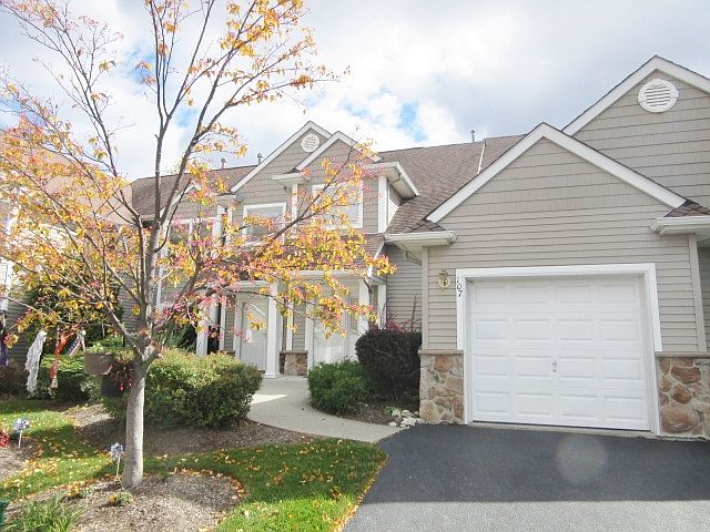 1st image of 107 Bourne Cir #804