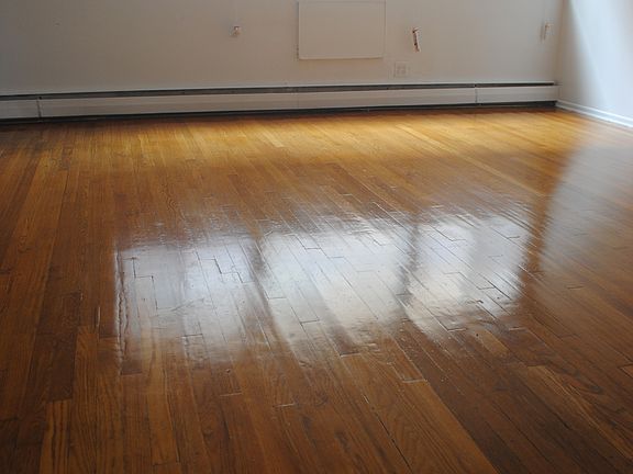 2nd image of 21 N Waller Ave APT E1