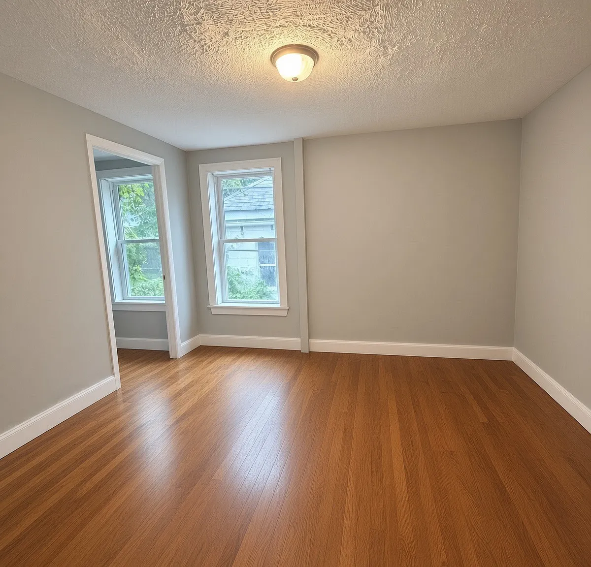 2 bed, 650 sqft, $1,900 — Photo 4