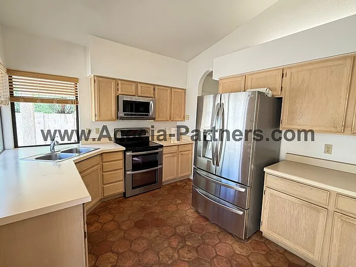 5520 N Via Umbrosa — Photo 10