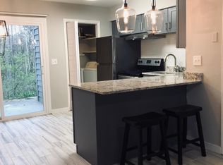130 Marlowe Ct, Carrboro, NC 27510