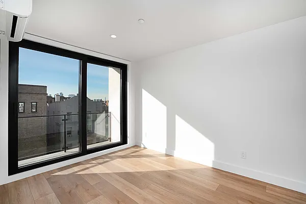 Rented by ABCO Commercial Properties, LLC | media 30